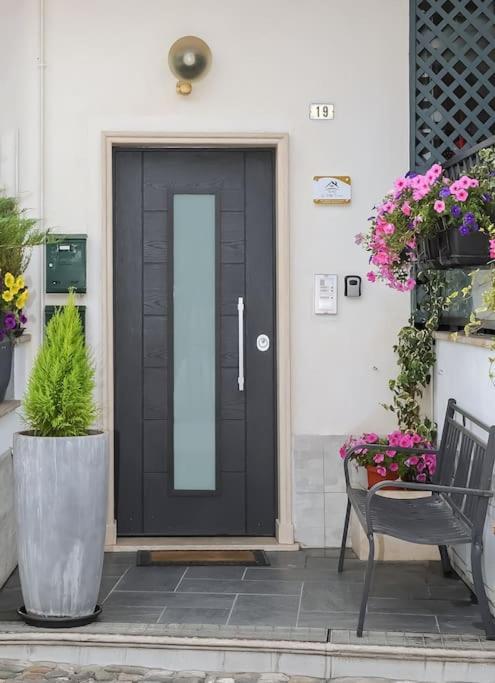 B&B La Petite Terrasse Avezzano Exteriör bild